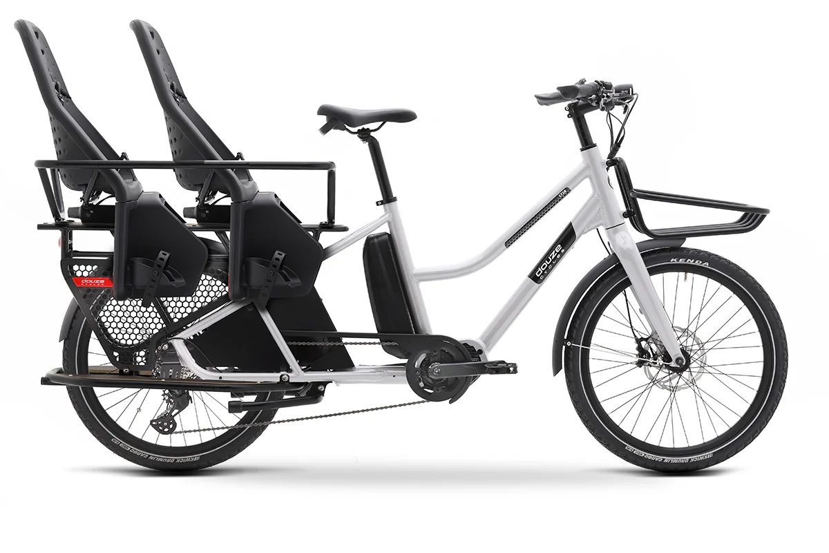 Vélo avec enfant